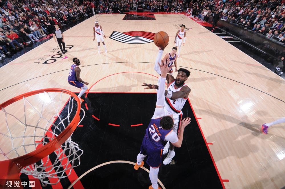 他不仅在得 他不仅在得